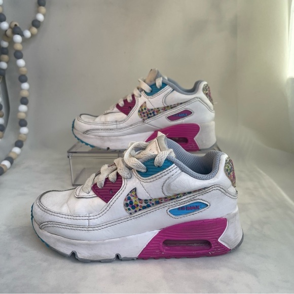 Nike Air Max 90 White and Pink Sneakers Size 11C Athletic Sneaker Retro - Picture 3 of 9
